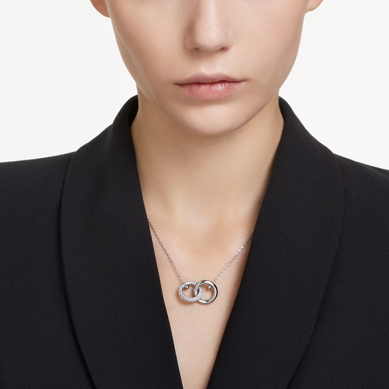 Dextera White Rhodium Plated Pendant Interlocking Loop New