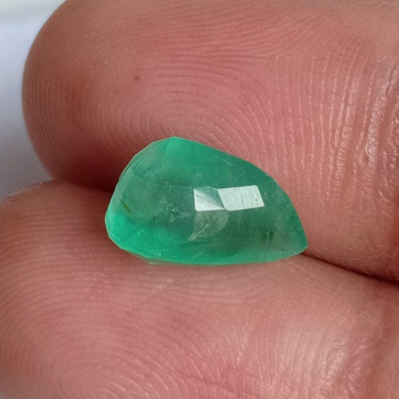 3 Carat Zambian Green Emerald Pear Shape Earth Mined Loose Gemstone