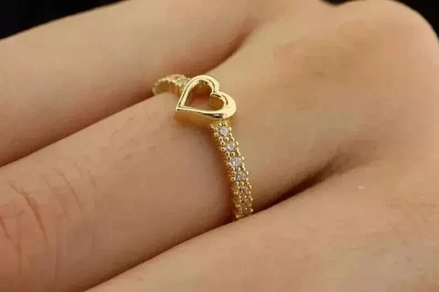 Women’ Engagement Ring 0.90Ct Round Cut 14K Yellow Gold Plated Lab Grown Diamond