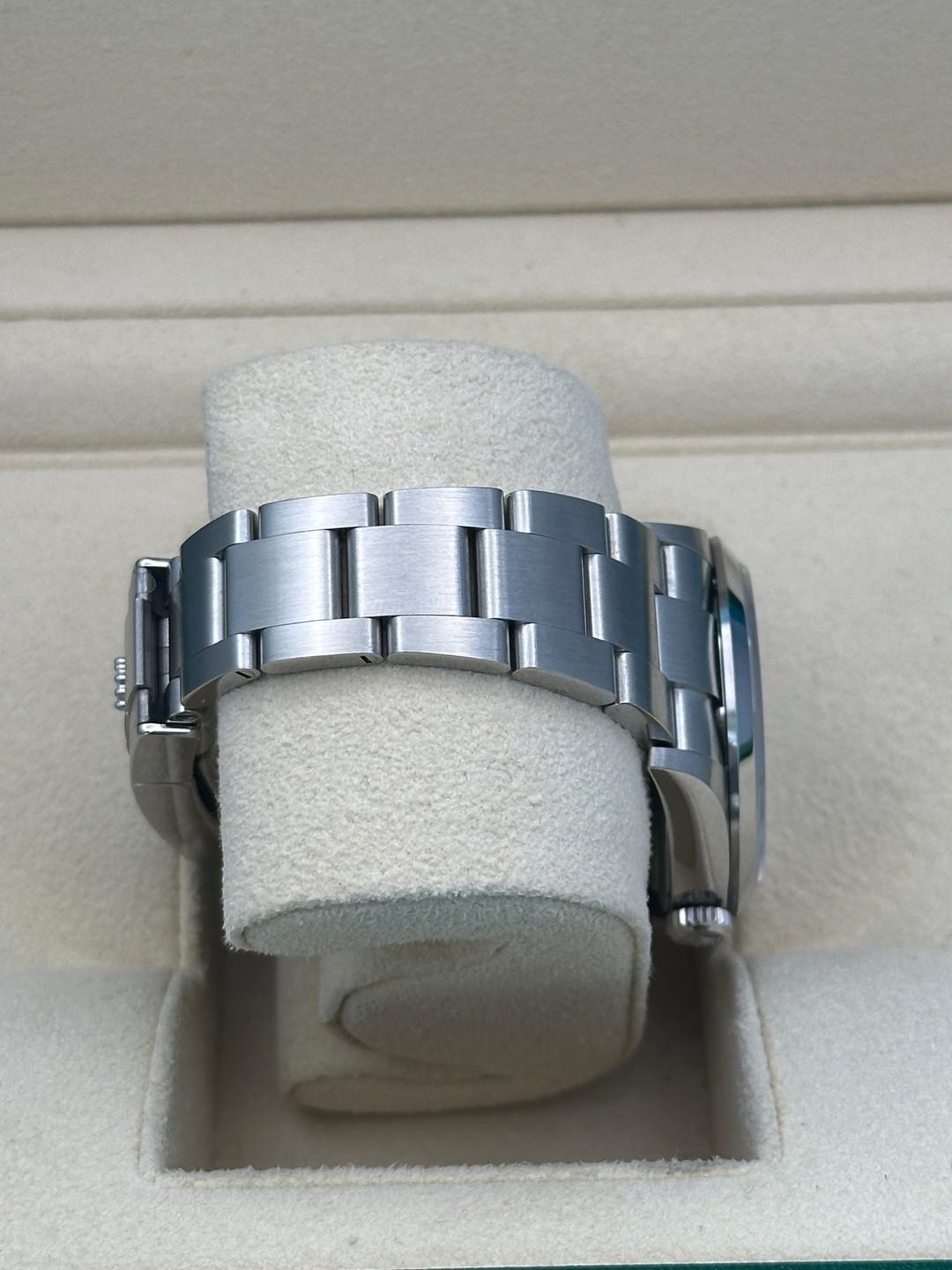 Rolex 124270 2024 Black Dial Box & Papers