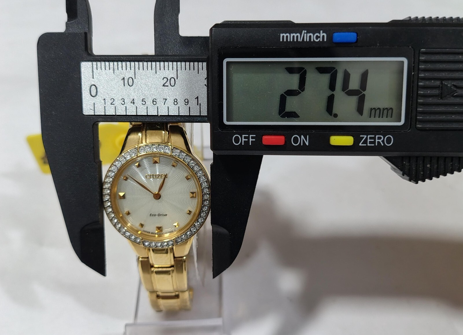 B023-S092990 CITIZEN ECO DRIVE MOP DIAMOND ACCENT WATCH FOR WOMEN C2-167