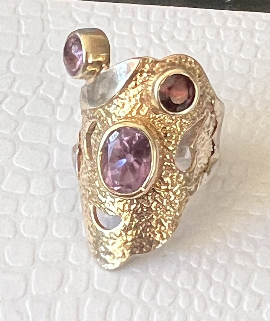 Unique Artisan Signed Yes Two Toned Sterling 925 Amethyst Garnet Wide Band Ring