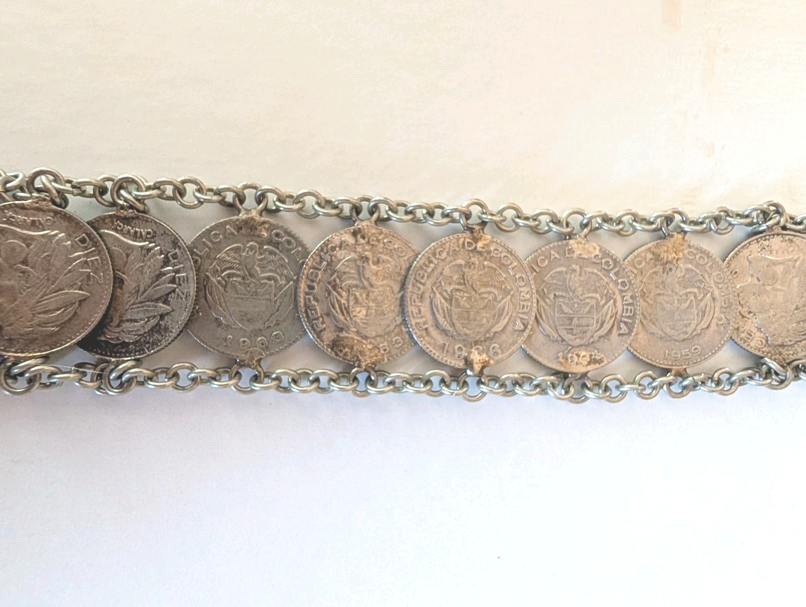 Coin Bracelet colombia centavos Diez Silver Color Vintage 7″ Chain 1950s Coins