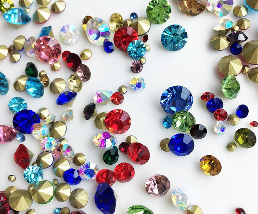 1440 pcs Mixed Color Round Pointed Back Crystal Glass Rhinestone Pick Size DIY
