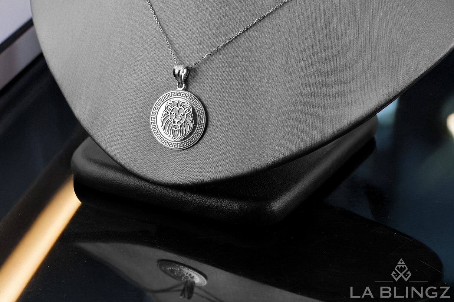 Solid Sterling Silver Lion Medallion Pendant Necklace (S/L)