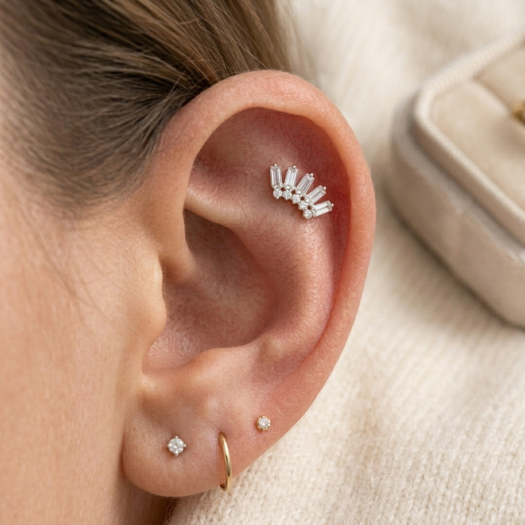 Ear Piercing Titanium Threaded 5 Gem Cluster Top – 16G (1.2mm) ProngSet Baguette