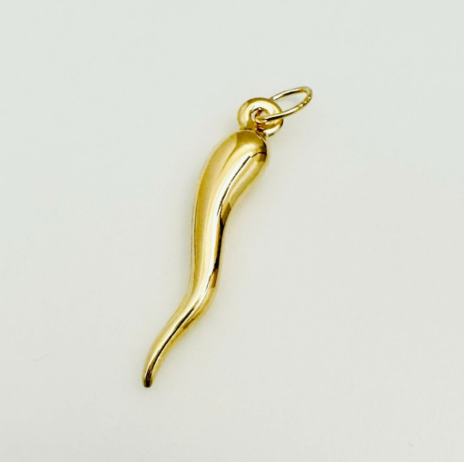 14K Solid Yellow Gold Polished Italian Horn Lucky Charm Pendant 28x4mm, 1.1″