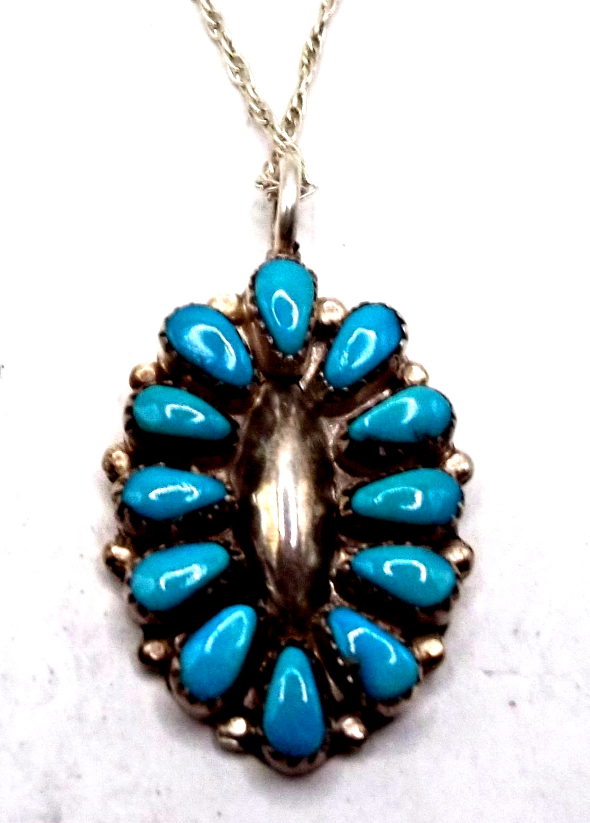 Vintage Zuni Mary Ann & Felix Chavez Sterling 12 Sleeping Beauty Stone Necklace