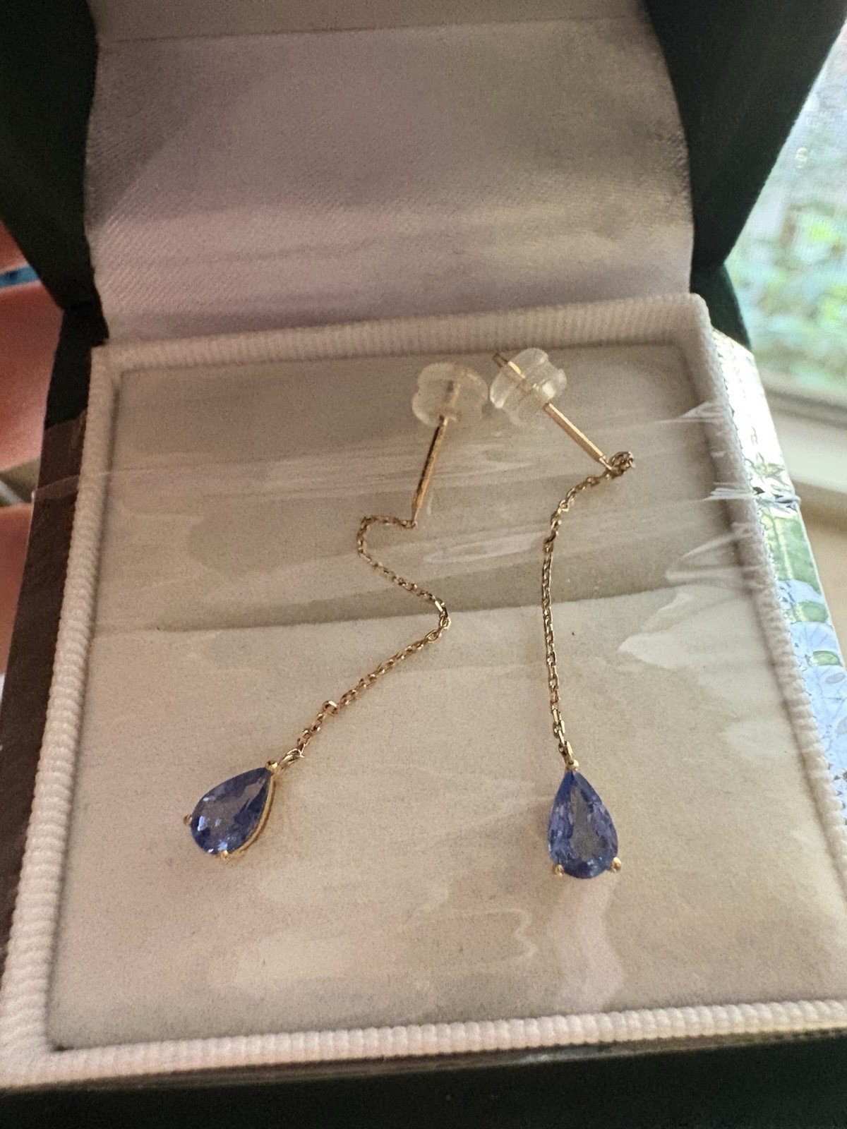 Natural No-Heat Cornflower Blue Sapphire Dangle Earrings –18K Gold AGL Certified