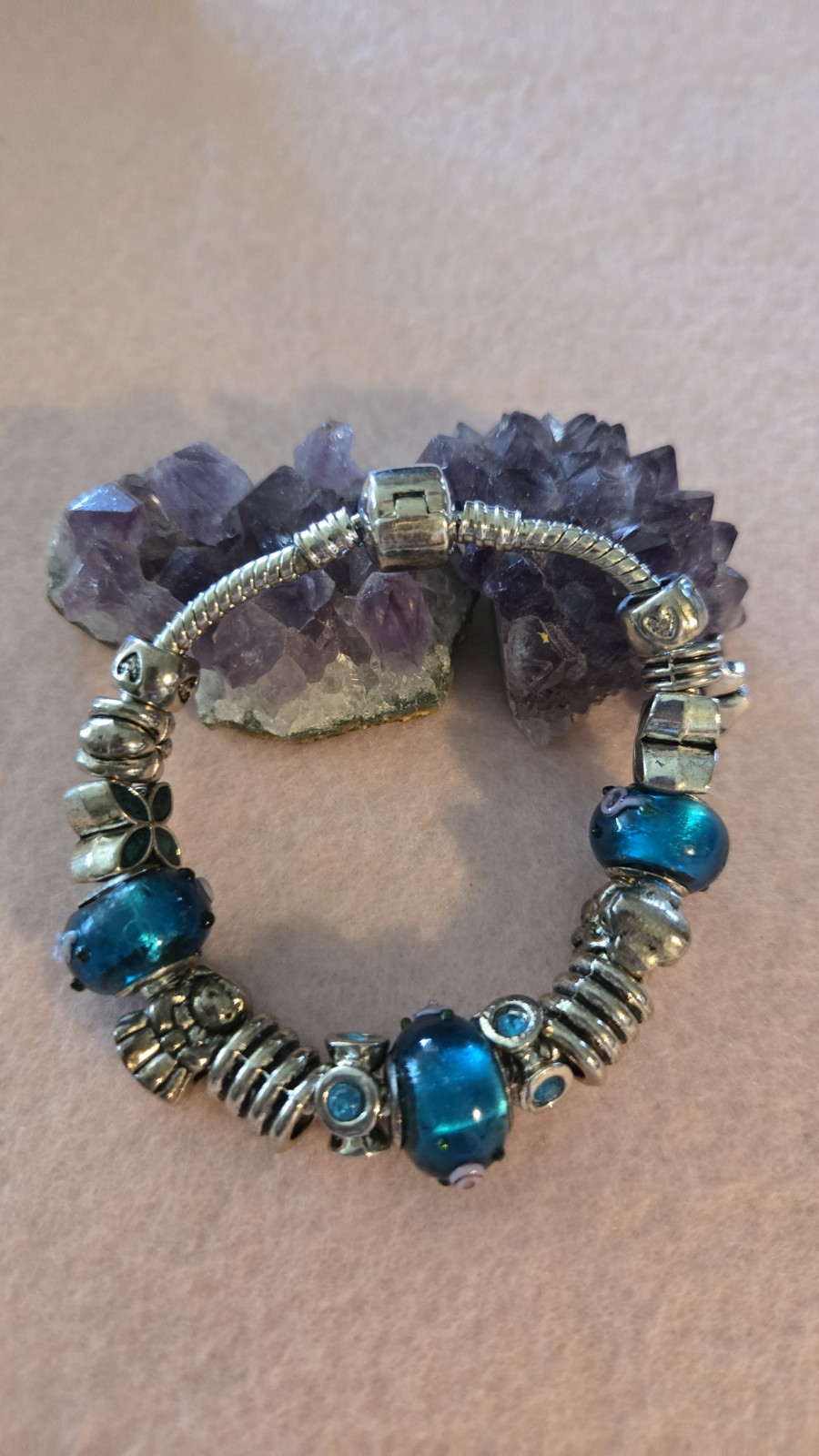 Pretty Little 925 Cable Bracelet Unbranded With Generic Charms! 7.25″