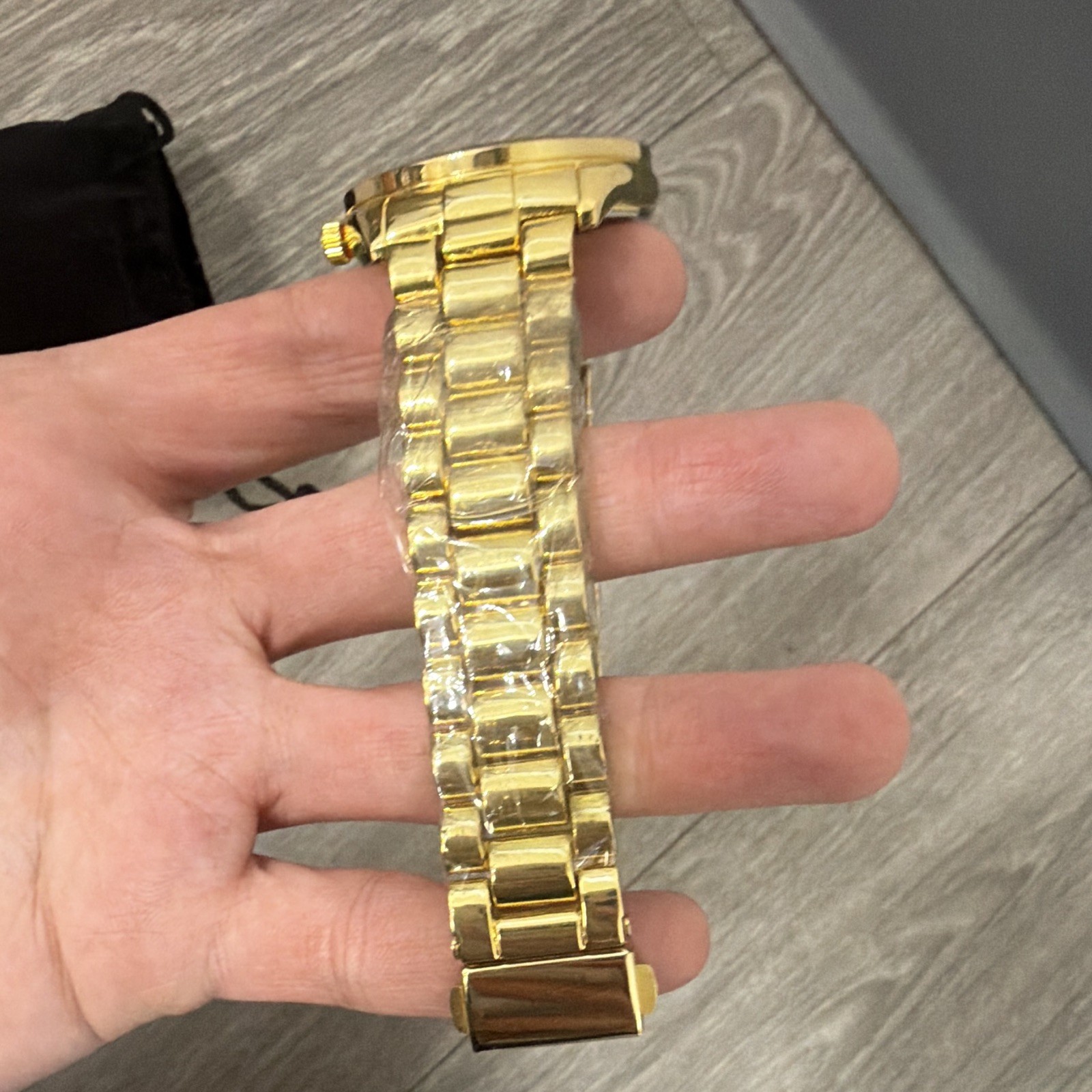 Quartz Analog Dress Watch 36mm White Dial Gold Tone Metal Bracelet