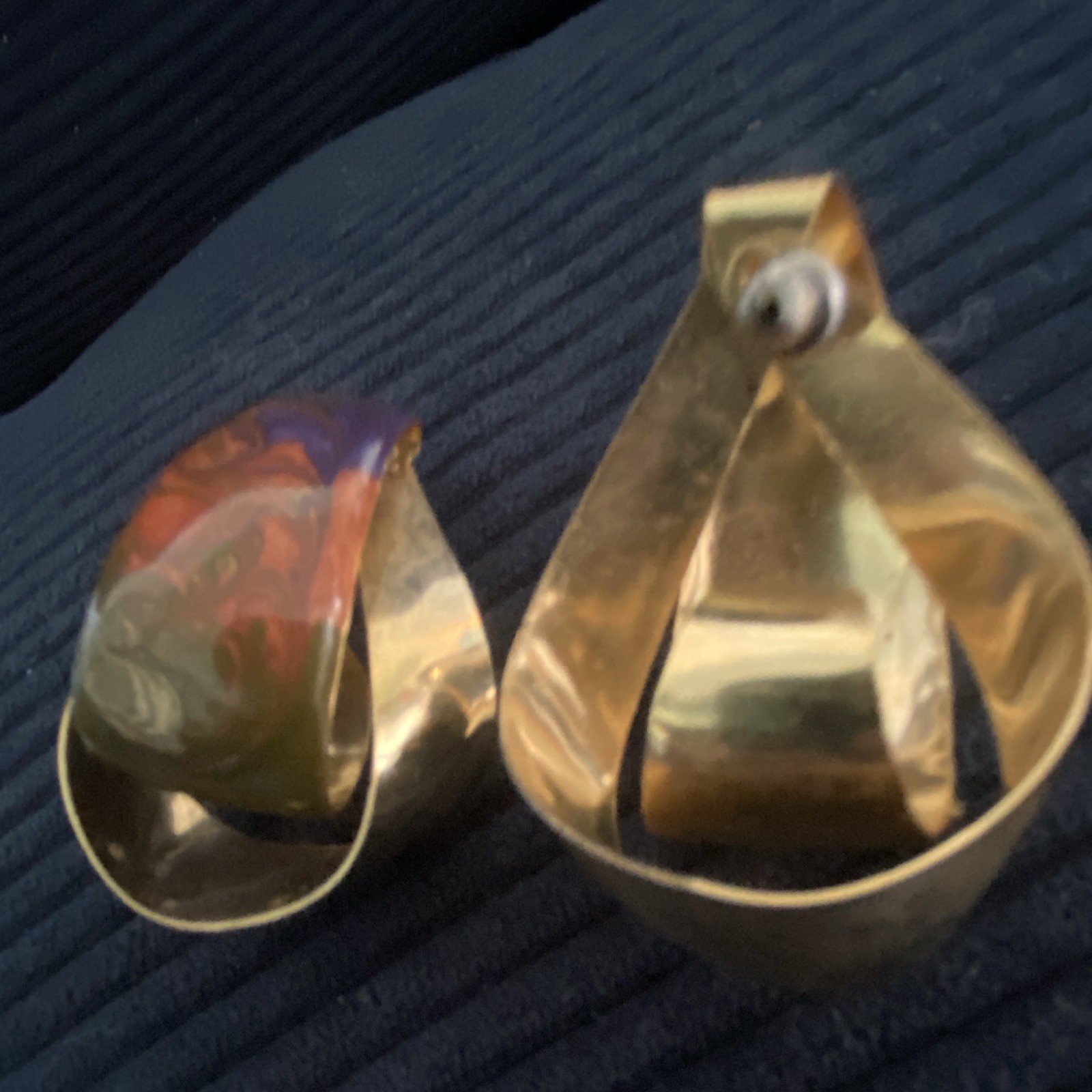 Gold Tone Teardrop Dangle Drop Earrings Multicolor Plastic Inlay Butterfly