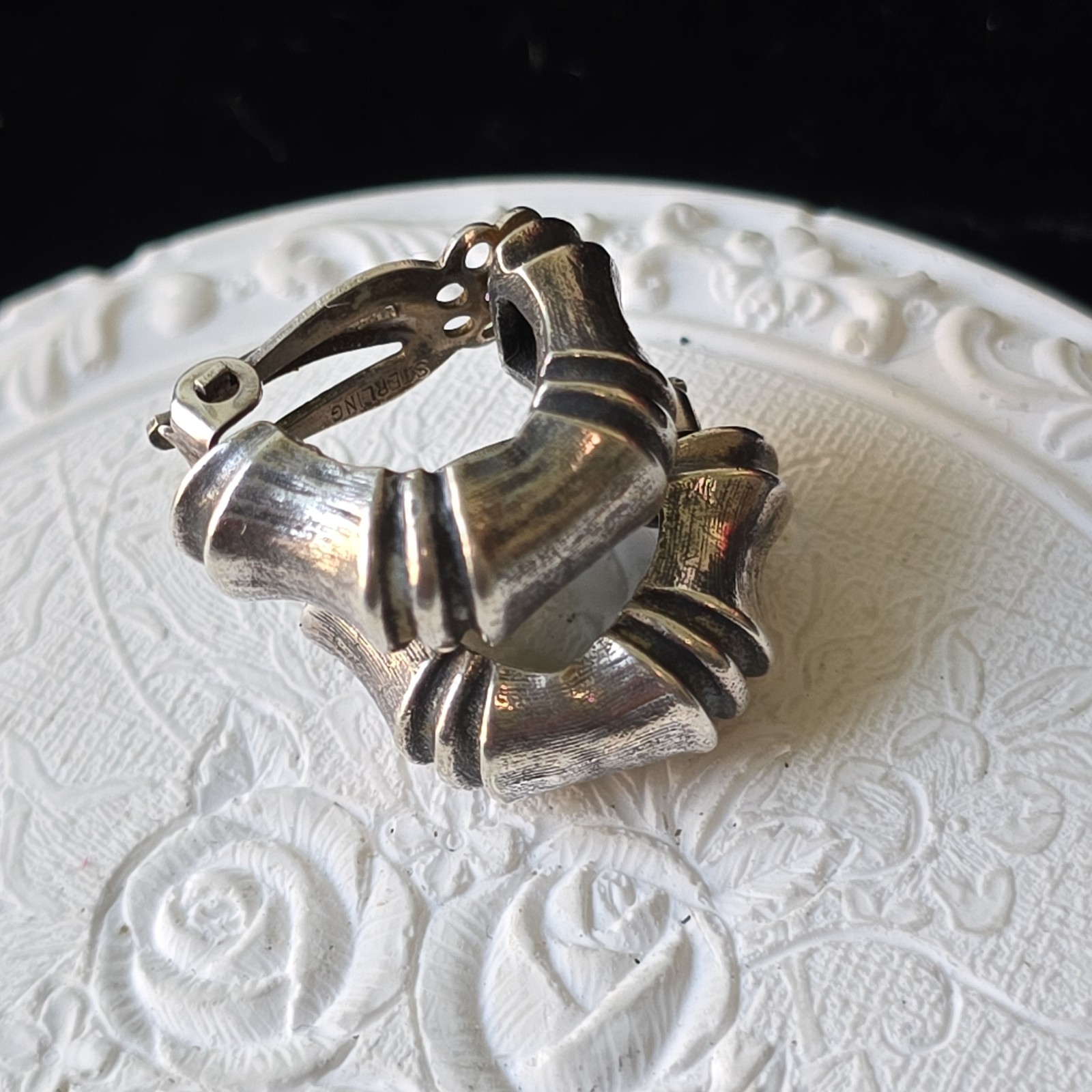 Retired James Avery Sterling Silver bamboo C Hoop Earrings Clip on