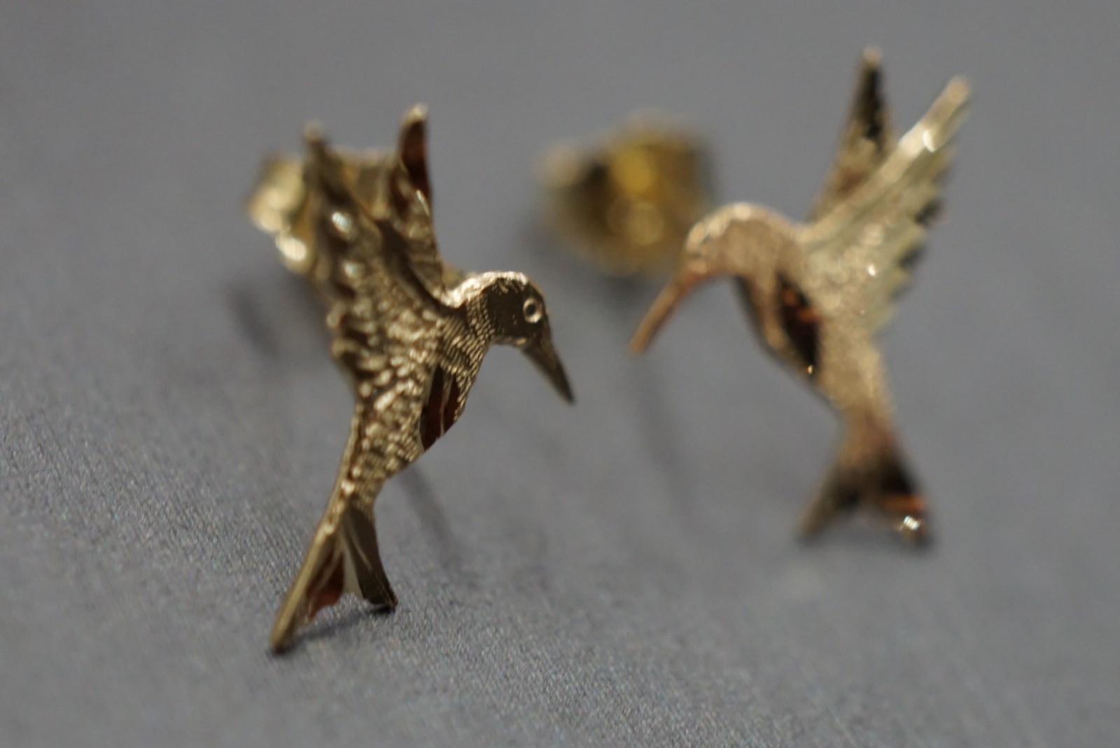 Solid 14K Yellow Gold Hummingbird Diamond Cut Stud Earrings!! (#1206408)