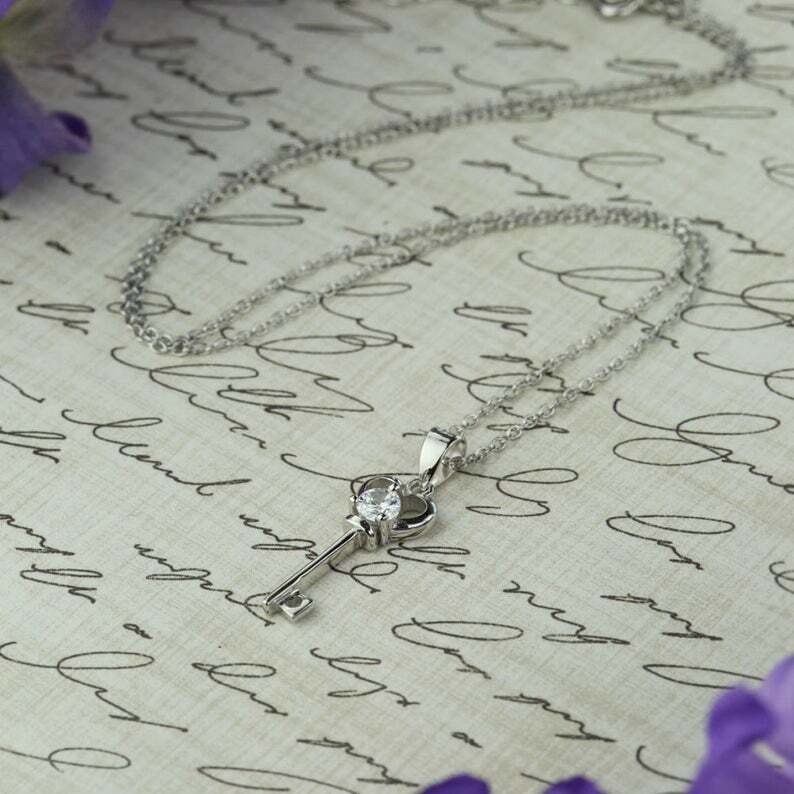 1Ct Round Cut Simulated Diamond Stunning Key Shape Pendant 14k White Gold Plated