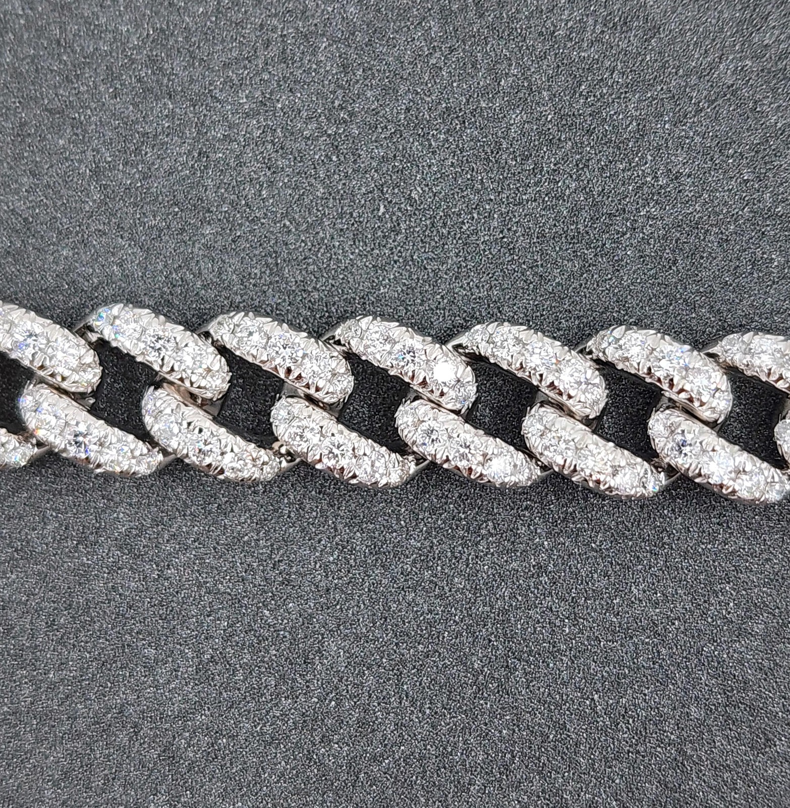 2.57 ct Cuban Link Diamond Bracelet