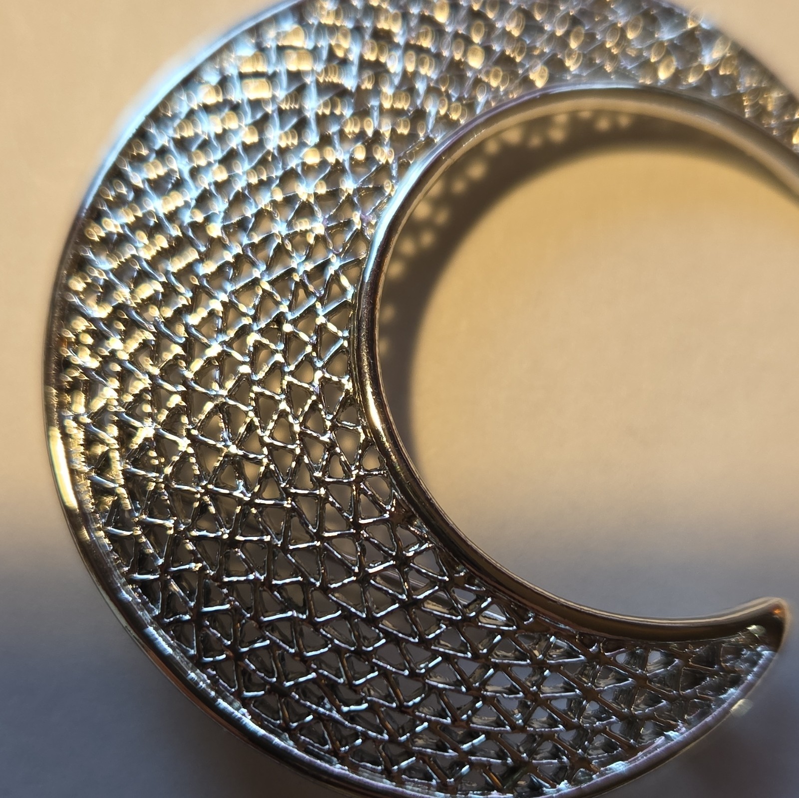 SARAH COVENTRY Tone Textured Crescent Moon Brooch Pin Metal No Stone