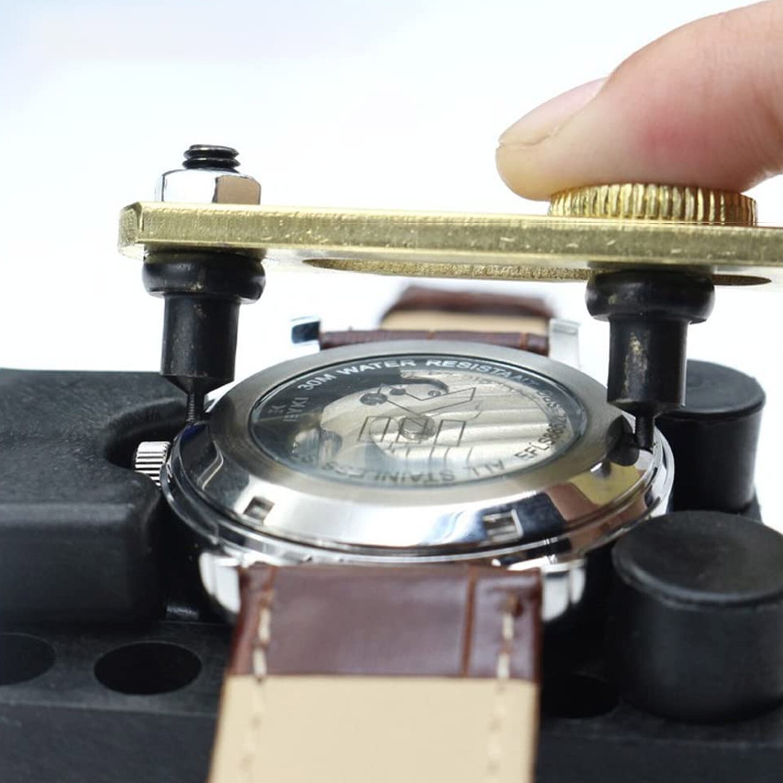 Watch Back Case Cover Opener Adjustable Handy Remover Repair Watchmaker Tool