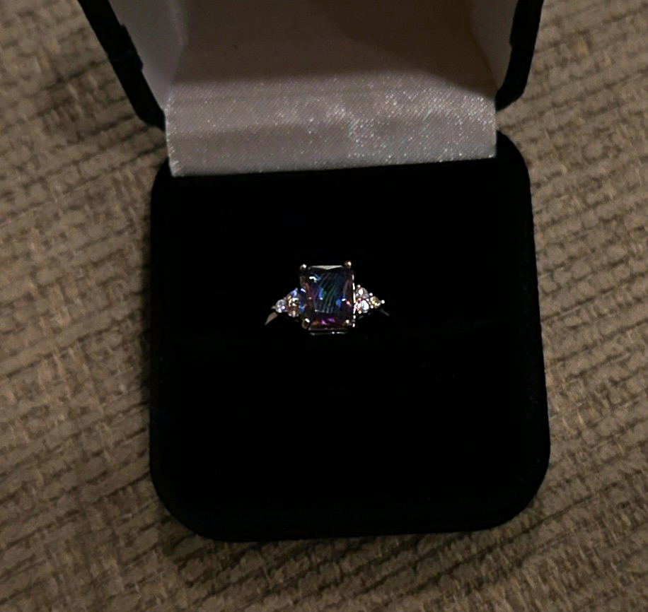 Sterling 925 Emerald Cut Multi Mystic Topaz Size 7 Ring w/6 Clear Accent Stones