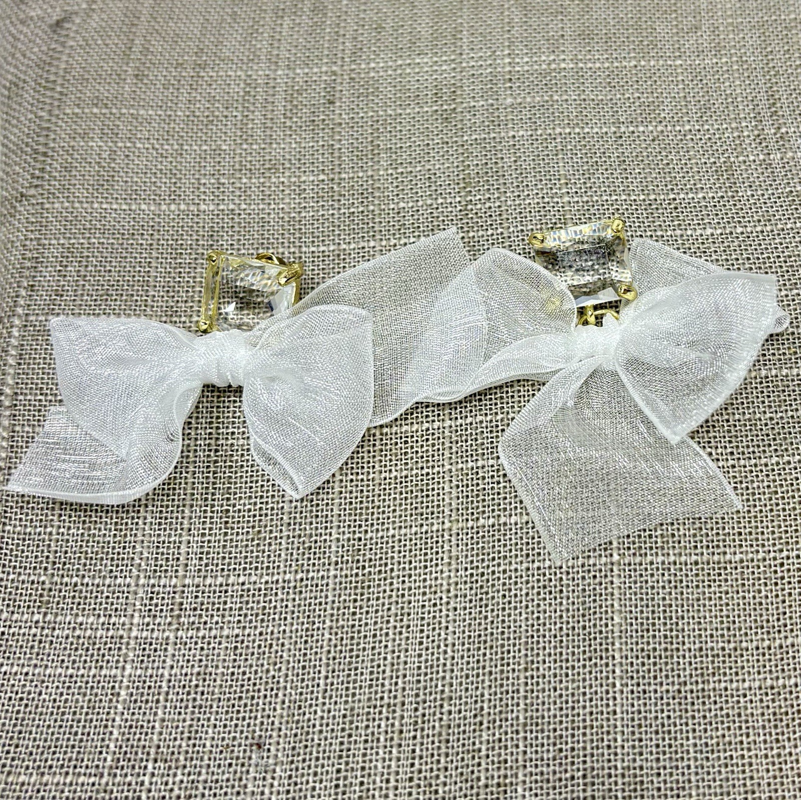 New UYN UYN Design/Korea 925 Post GoldTone Earrings Glass Stone Sheer Ribbon Bow