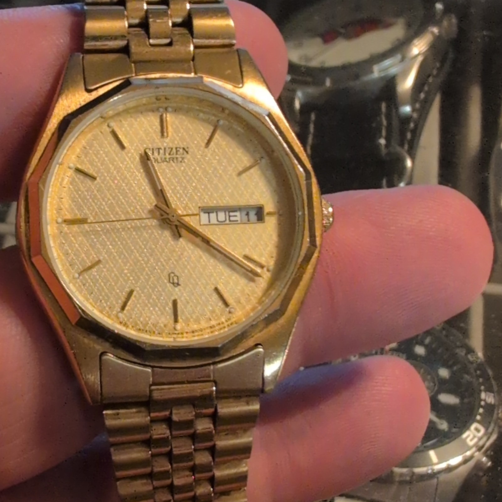 Citizen Quartz Analog Day/Date Gold Dial Gold Tone Bracelet 34mm