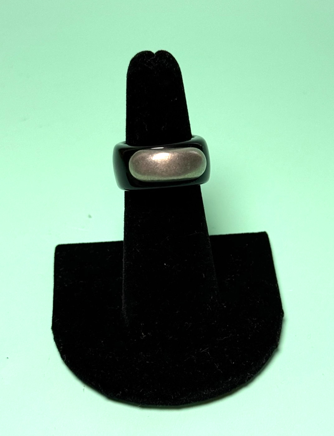 1990s Designer Signed Pitaniello Boston Black Lucite Pewter Ring Sz 5 Modernist
