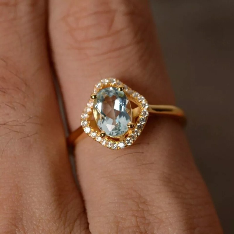 2Ct Oval Cut Simulated Aquamarine Lovely Wedding Ring In 14K Yellow Gold Plated