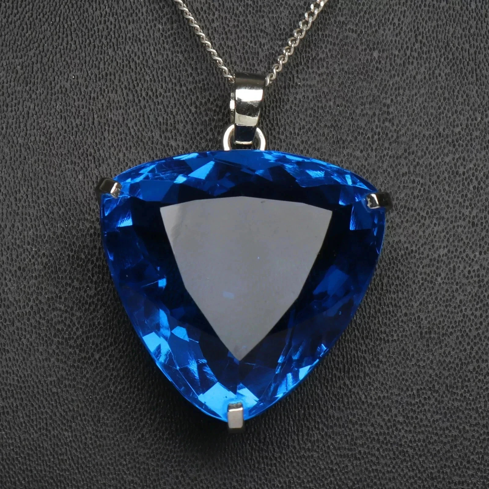 50 Ct+ Natural Blue Topaz 925 Solid Silver Trillion Pendant Gemstone Certified