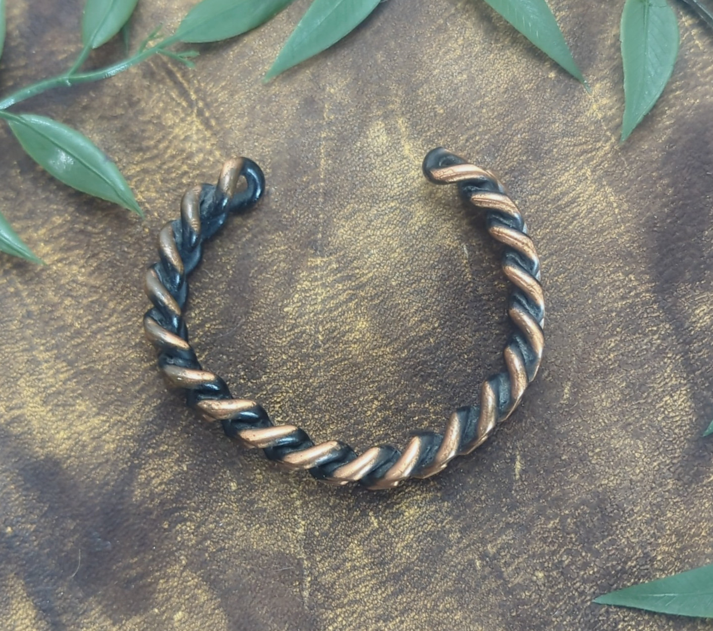 Copper Braided Chain Link Bracelet Open Cuff 51.5 oz. 7″L x 1/2″W Vintage Used
