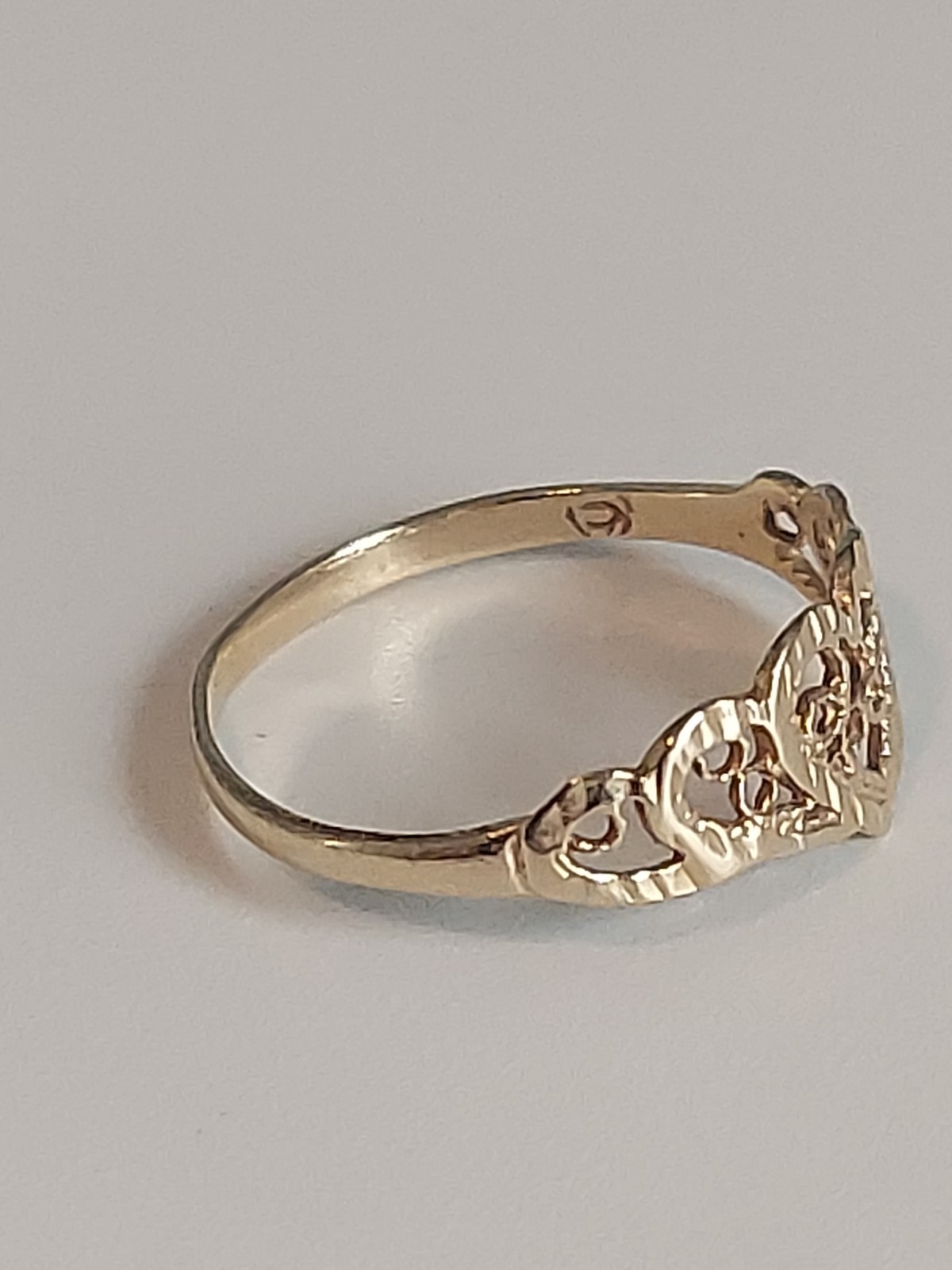 14K Gold Heart Filigree Ring Size 2.5 Pinky Tiny Ring 0.55g Tested