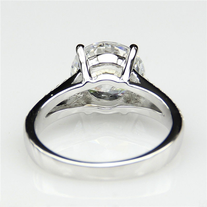 Round cut Lab Grown Diamond Wedding Ring 14K White Gold 2.00 Carat