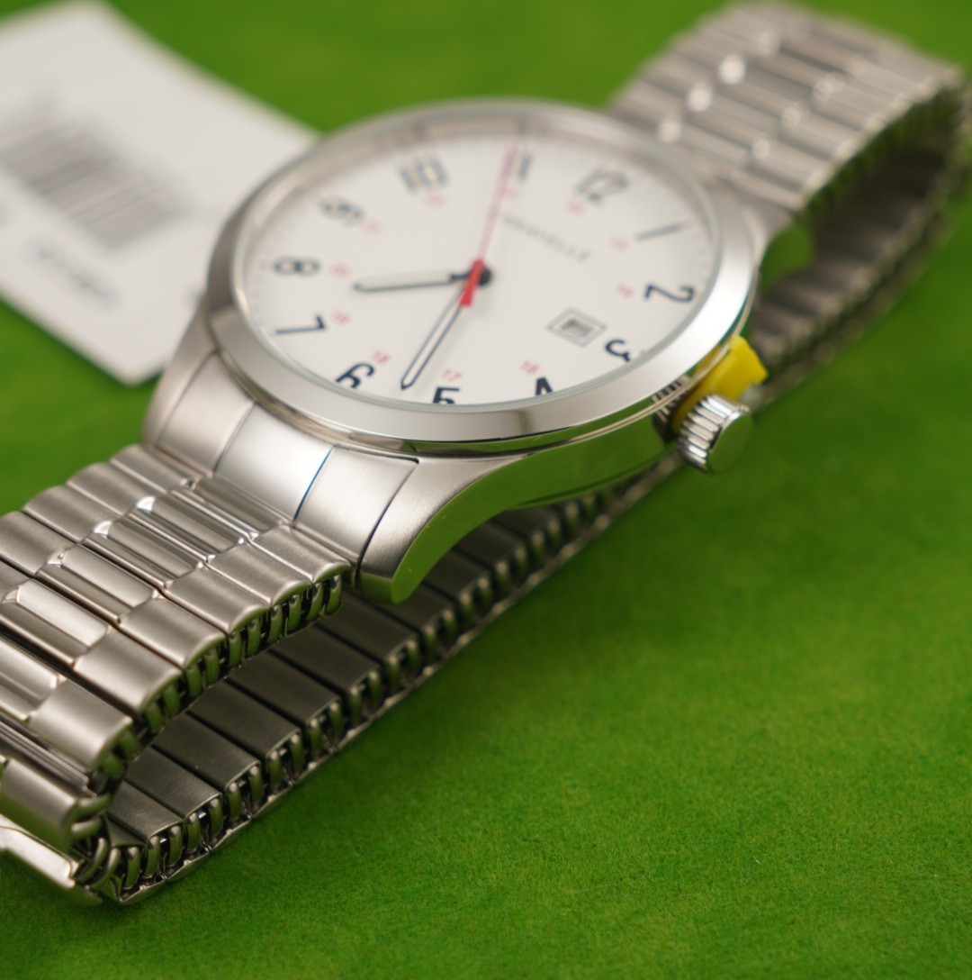 Caravelle Classic Expandable Stainless Men’s Watch Vintage 43B153