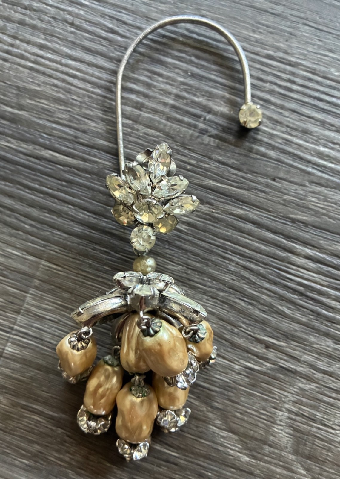 Rare Vintage 1950s Boucher STYLE Earrite Rhinestone + Pearls Earring SINGLE