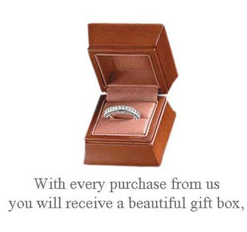 0.60 carat total, 0.52 ct Round Shape center Diamond 14k White gold Pendant
