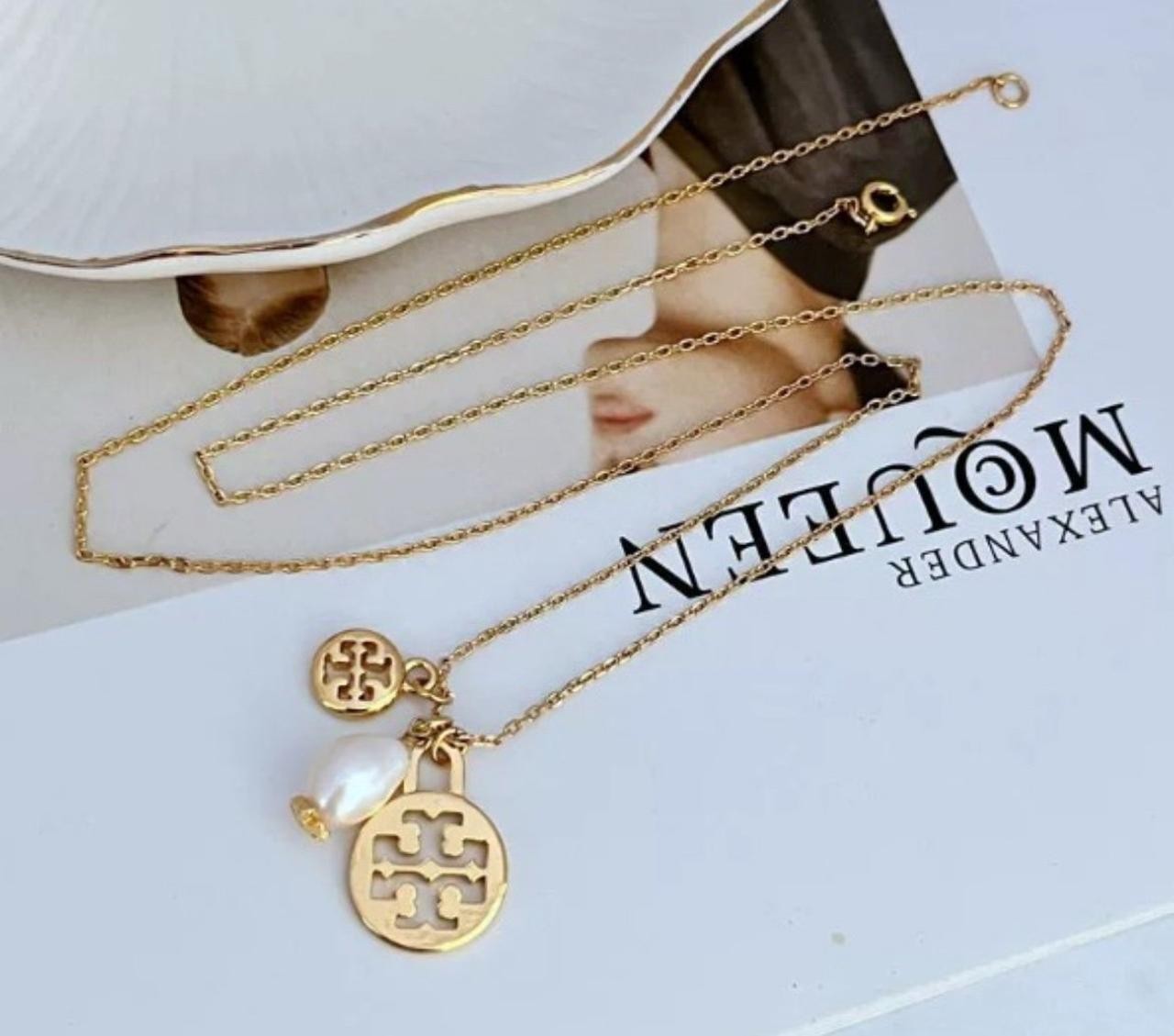 New Tory Double T Coin Logo Pearl Necklace with Jewelry Pouch Length: 58 cm