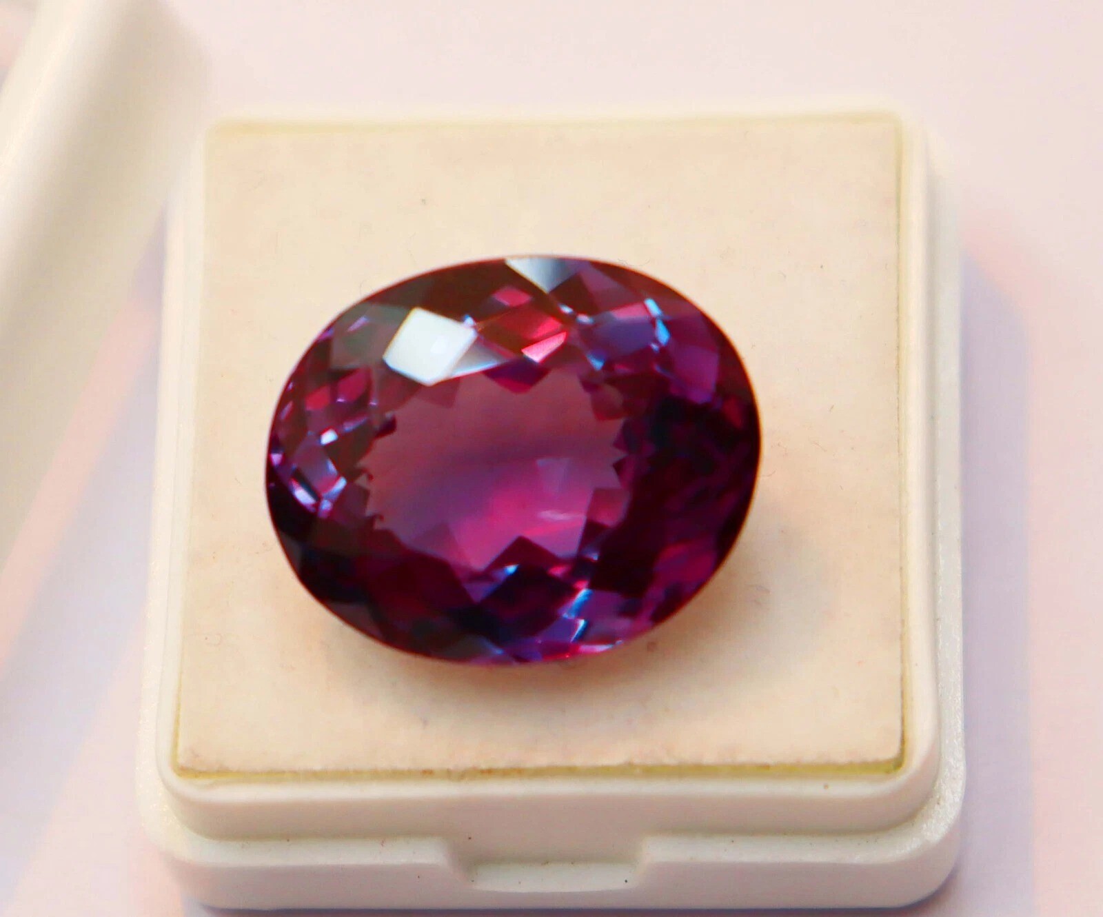 Alexandrite Russian ring Oval 10-11 Ct Natural color changing Certified Gemstone