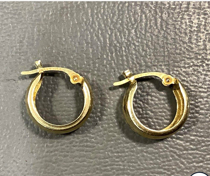 14k Solid Gold Metal Round Hoop Earrings Leverback Closure No Stone