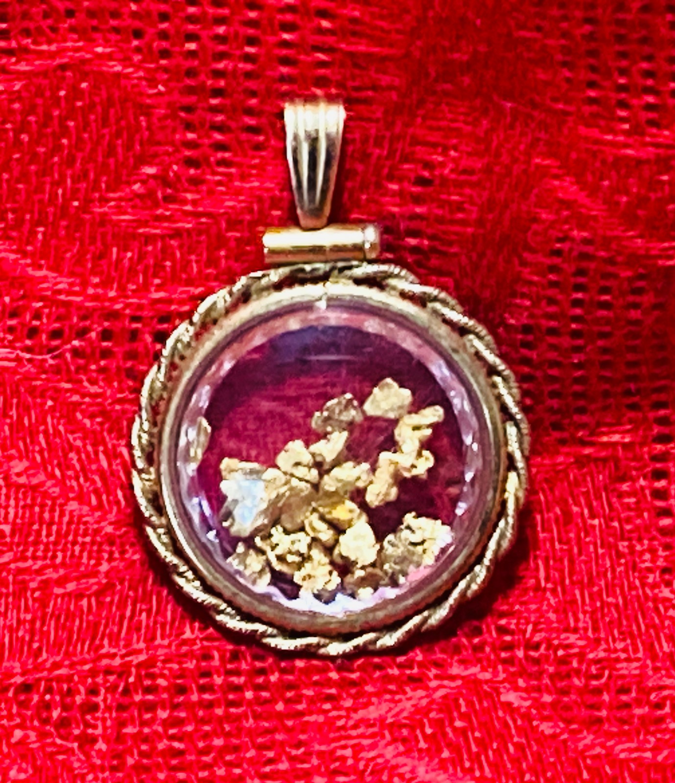VTG Gold Flake Pendant 1/20 12K Gold Filled Nugget Locket Charm Clear Bezel-2.3G