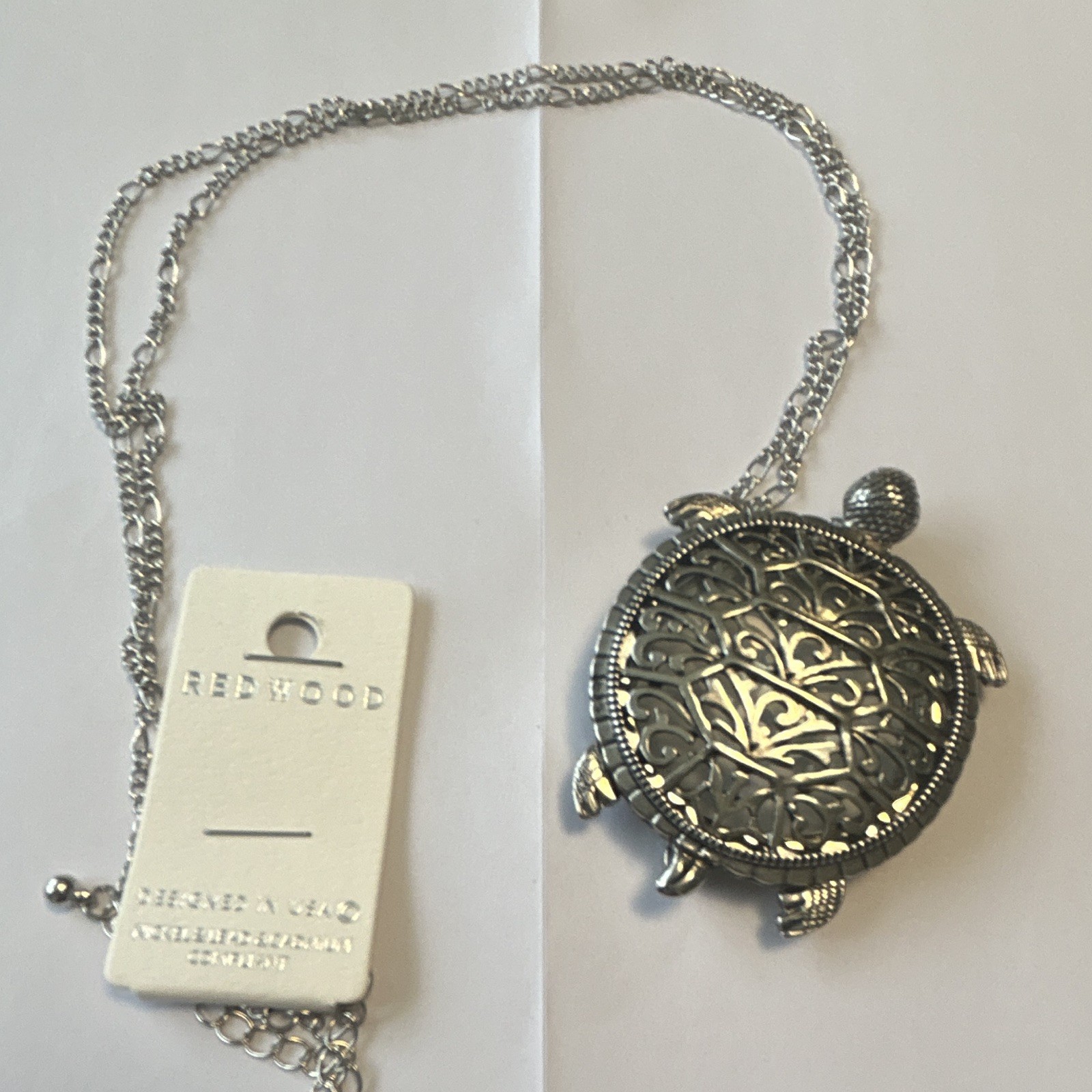 Redwood Silver Tone Turtle Magnifier Locket Pendant Necklace Lobster Clasp