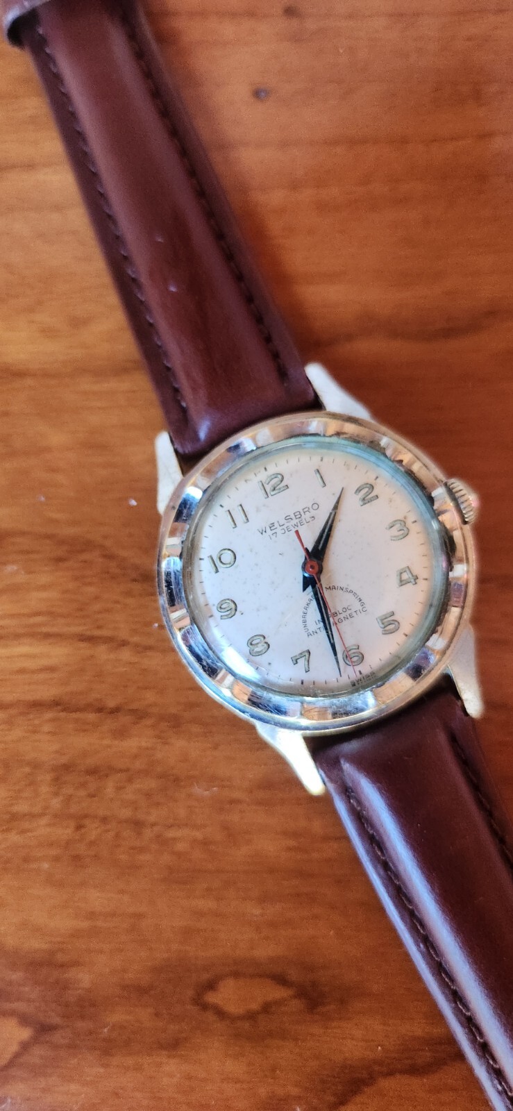 Welsbro Incabloc 17 Jewel Vintage Swis Manual Wind Watch Vintage NYC