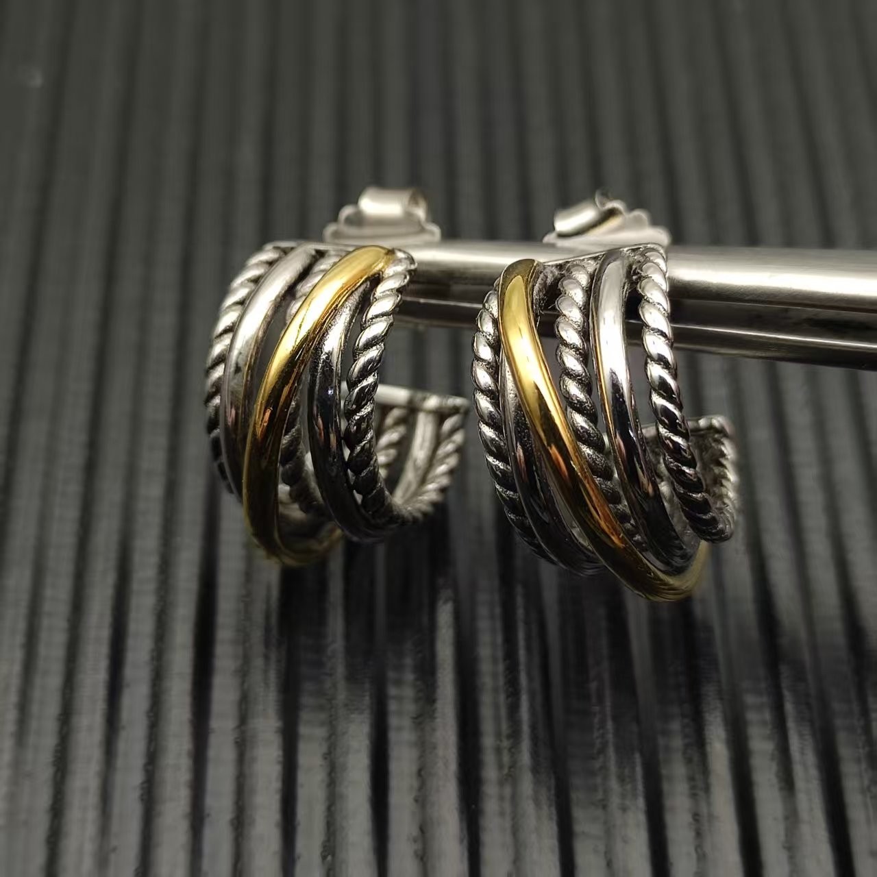 David Yurman Crossover Hoops 925 Sterling Silver 18K Gold Twisted Cable Earring