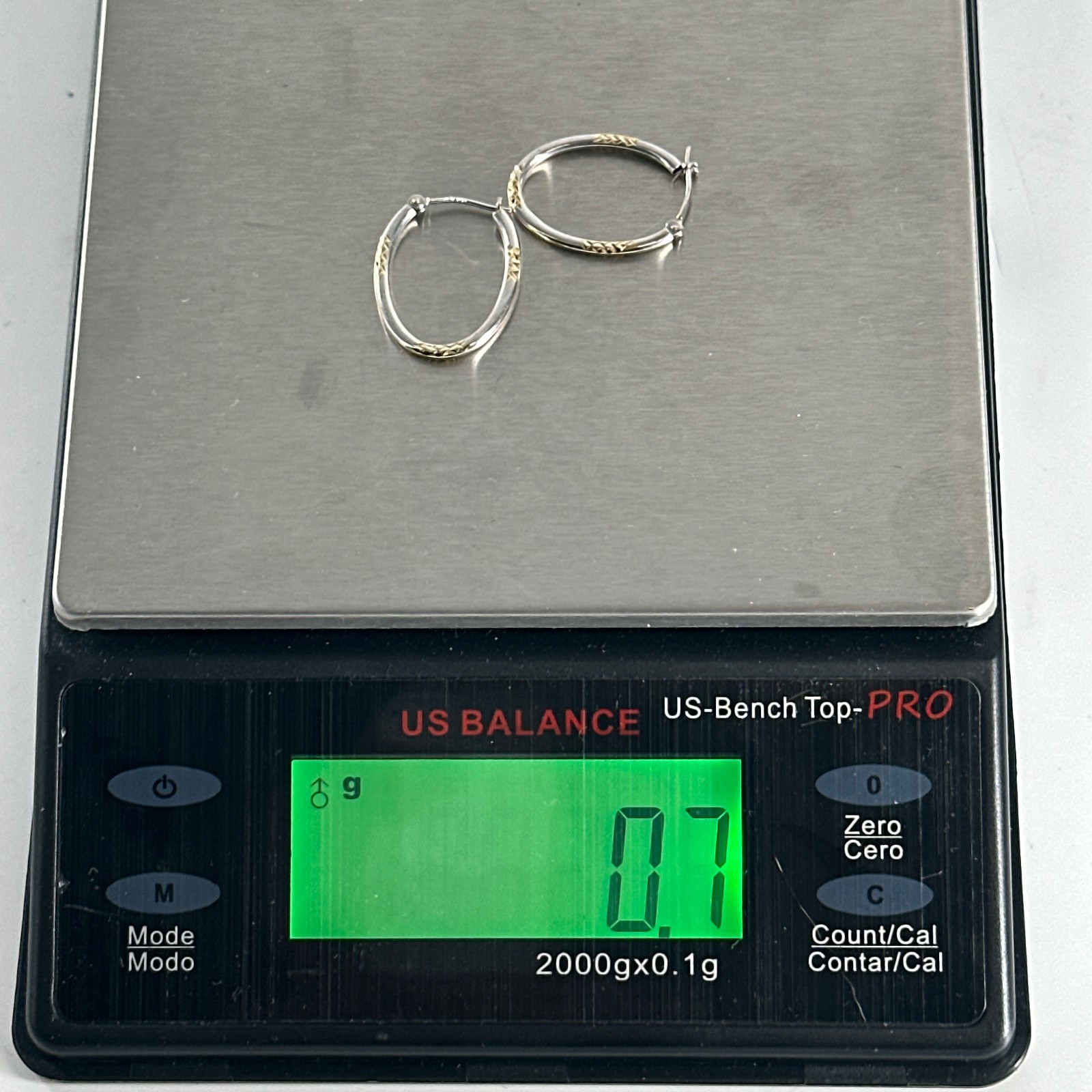 14KT Two-Tone Gold Hoop Earrings 0.7g