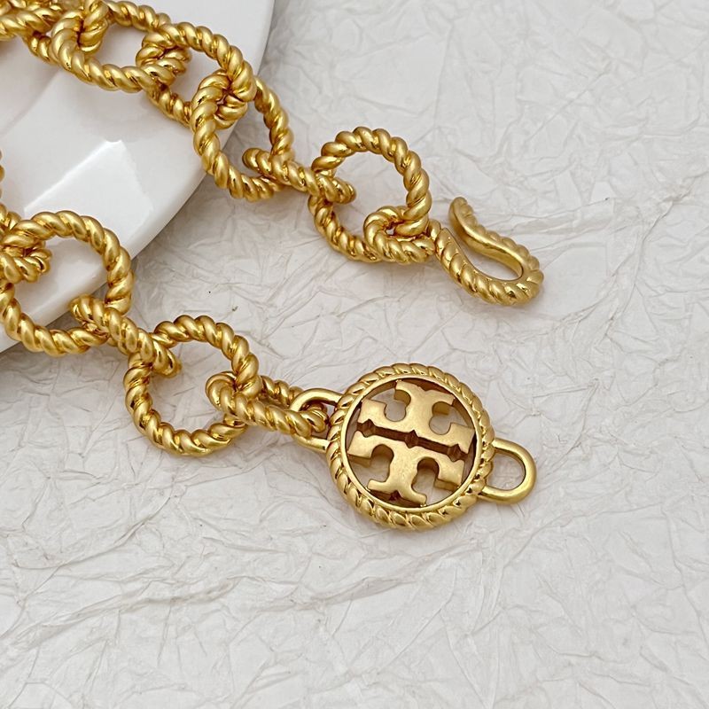 Tory Burch Rope Textured Chain Collar Necklace