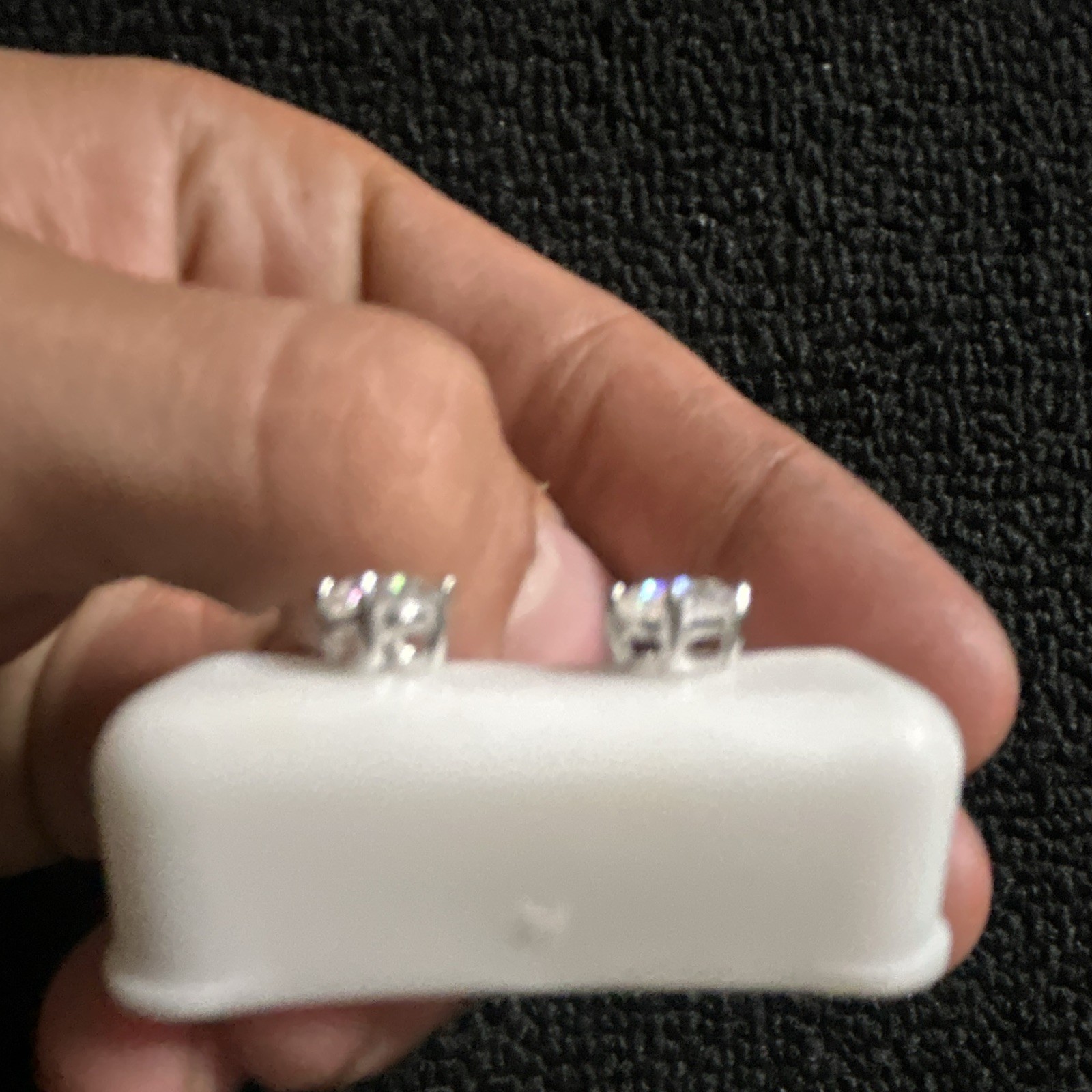 7 mm 2.4ct Moissanite tester approved