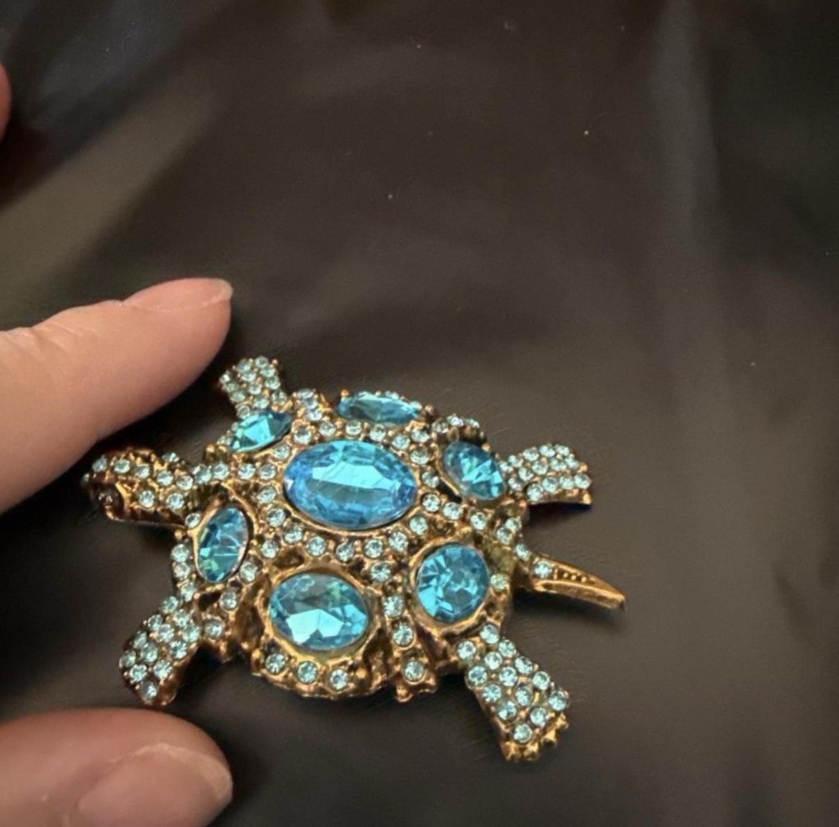 Gold Tone Blue Rhinestone Turtle Brooch Pin, Sea Life Animals & Insects
