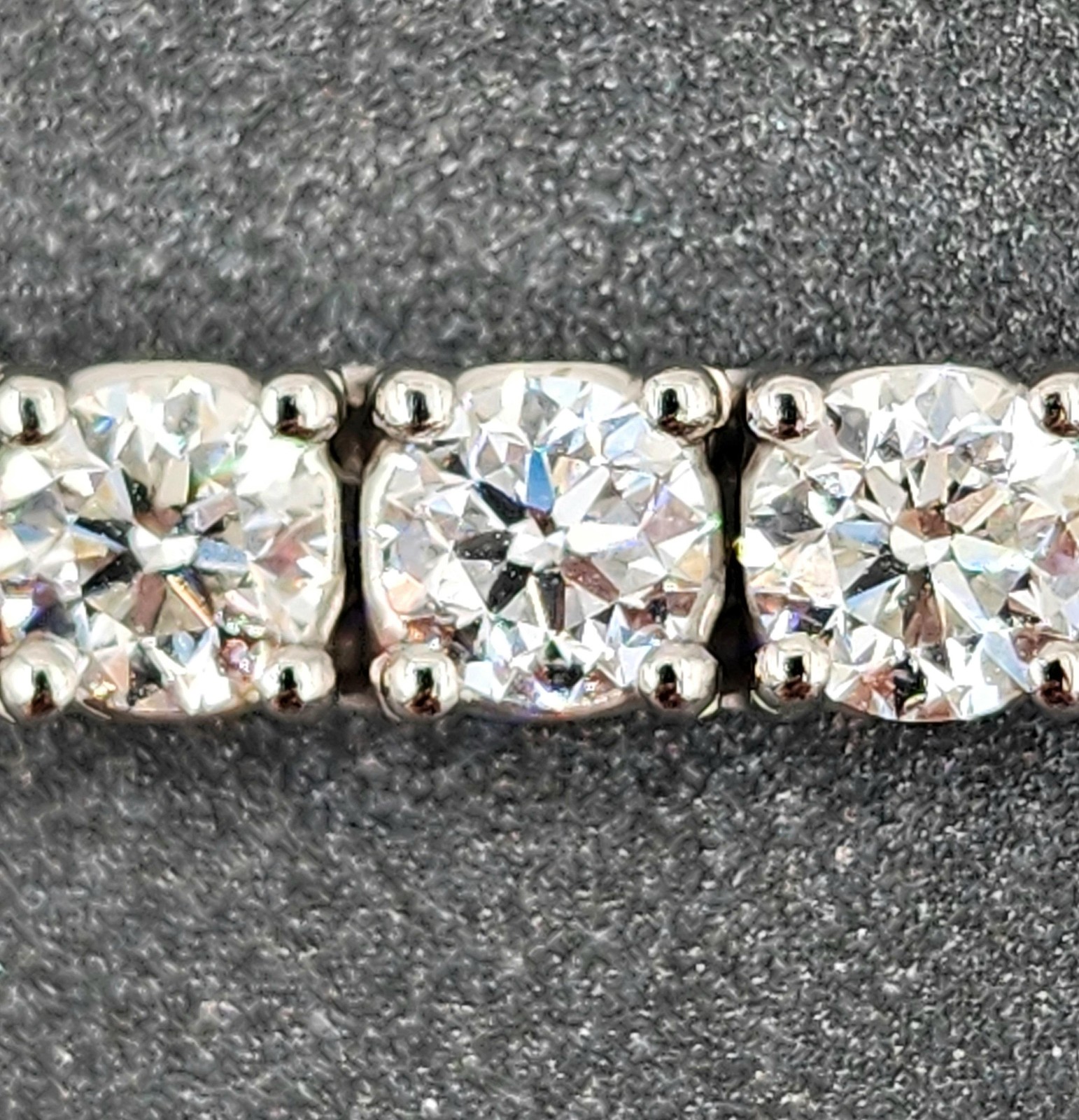 11.68 ct Diamond Tennis Bracelet
