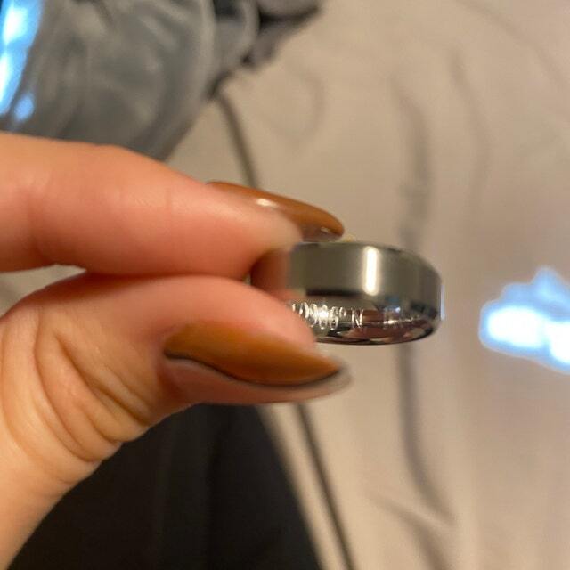Personalized Engraved Men’s Traditional Silver Wedding Ring Band