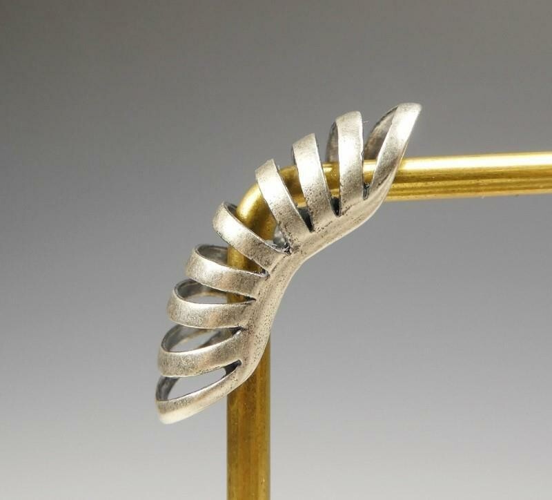 SINGLE SIDE Sterling Silver Stripe Earring Ear Cuff Climber Crawler Non Piercing