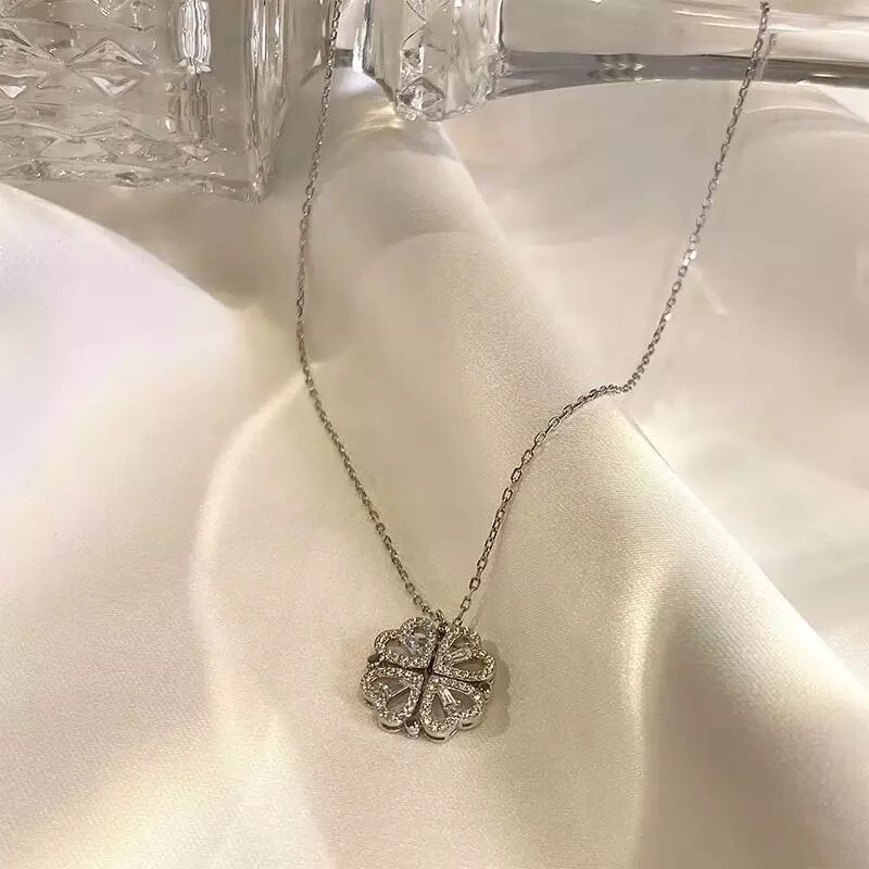 Four Leaf Clover Magnetic Folding Heart Pendant Necklace