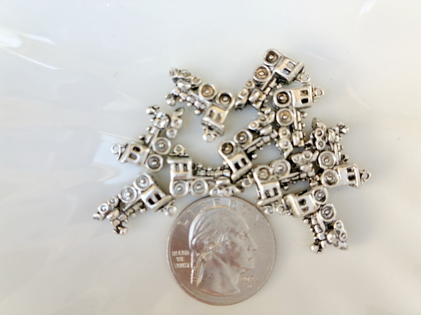 10pc Antiqued Silver Alloy 3D Train Charms Pendants 15x12mm